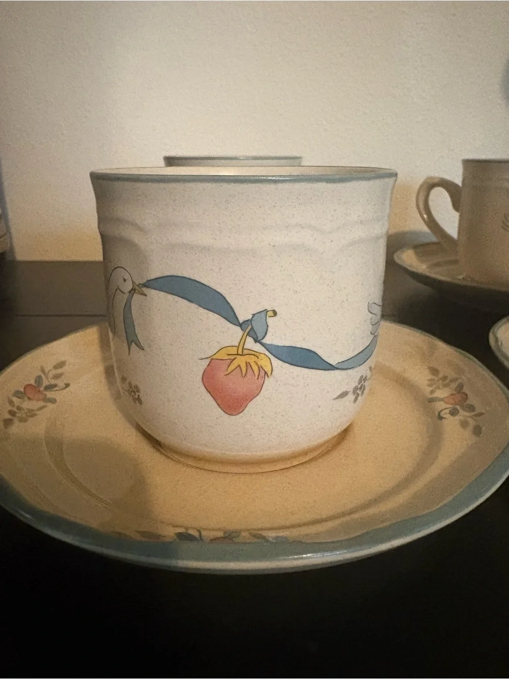 Grandma Chic Vintage Marmalade Goose Tea or Coffee Set – 4 Mugs & Saucers